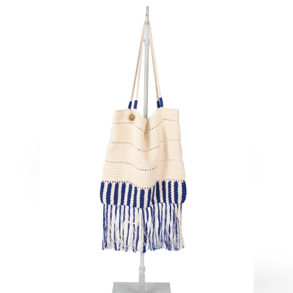 A Peace Treaty Malio Tote in Ecru - Picture 2 of 7